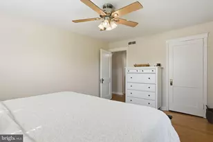 2057 Parkdale Ave, Glenside, PA 19038 - Photo 14