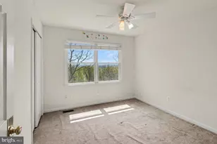 2106 Peregrine Cir, Norristown, PA 19403 - Photo 28