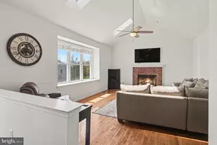 2106 Peregrine Cir, Norristown, PA 19403 - Photo 16