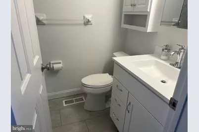 223 E 8th Avenue, Conshohocken, PA 19428 - Photo 18