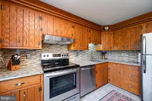 215 E Spruce St, Gilbertsville, PA 19525 - Photo 14