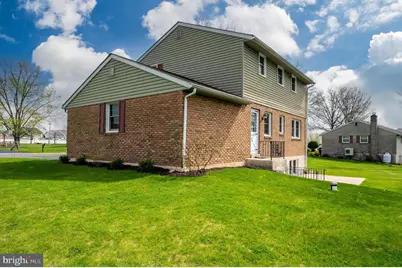 215 E Spruce Street, Gilbertsville, PA 19525 - Photo 40