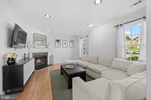 344 Bluestone Ct, Collegeville, PA 19426 - Photo 4