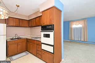 466 Cedar St, Lansdale, PA 19446 - Photo 18