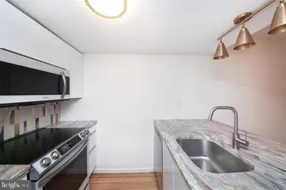 146 Oberlin Terrace #15-P, Lansdale, PA 19446 - Photo 4