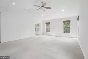 310 Barefield Ln, Conshohocken, PA 19428 - Photo 12