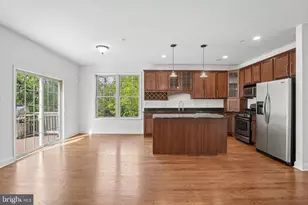 310 Barefield Ln, Conshohocken, PA 19428 - Photo 6
