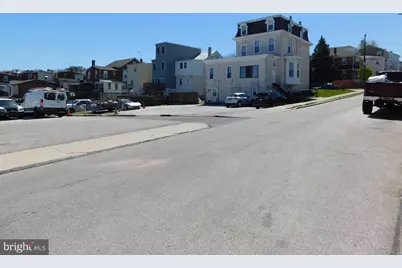 135 W 6th Street, Bridgeport, PA 19405 - Photo 2