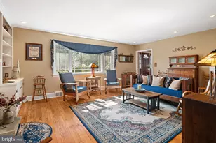 1946 Washington Ln, Jenkintown, PA 19046 - Photo 10