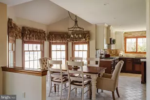 614 Glenview Dr, Horsham, PA 19044 - Photo 6