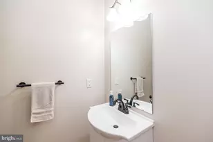 2611 Bridle Path Rd, East Norriton, PA 19401 - Photo 34