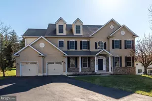 2611 Bridle Path Rd, East Norriton, PA 19401 - Photo 4