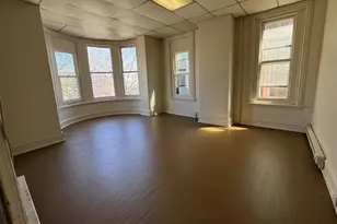 554 E High St, Pottstown, PA 19464 - Photo 6