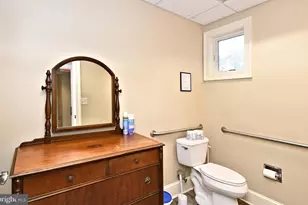 206 N Main St, Souderton, PA 18964 - Photo 34