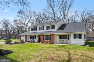 2200 Rebecca Dr, Hatfield, PA 19440 - Photo 4