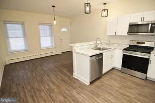 37 W 6th St, Bridgeport, PA 19405 - Photo 16