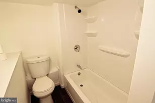 37 W 6th St, Bridgeport, PA 19405 - Photo 24