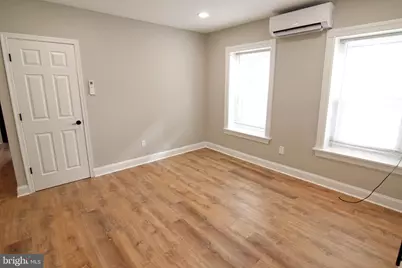 37 W 6th Street, Bridgeport, PA 19405 - Photo 6