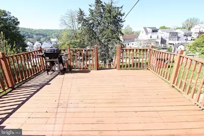 337 E 9th Avenue, Conshohocken, PA 19428 - Photo 10