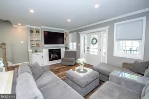 298 Summit Ave, Conshohocken, PA 19428 - Photo 18