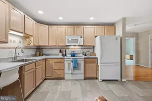 317 Jefferson Ct, Royersford, PA 19468 - Photo 10