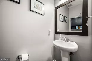 144 Fawn Dr, Gilbertsville, PA 19525 - Photo 4