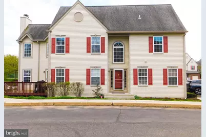 101 Farrington Court, Collegeville, PA 19426 - Photo 2