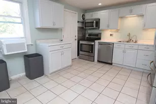 1012 Wells St, Conshohocken, PA 19428 - Photo 10