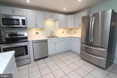 1012 Wells Street, Conshohocken, PA 19428 - Photo 8