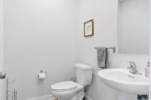 65 E Front St, Bridgeport, PA 19405 - Photo 24