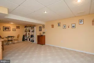 201 Essex Ct, Lansdale, PA 19446 - Photo 36