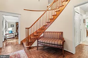 450 Dundee Dr, Blue Bell, PA 19422 - Photo 4