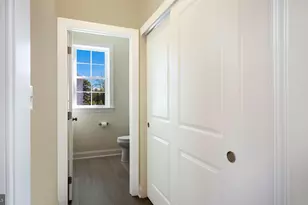 221 E 5th St, East Greenville, PA 18041 - Photo 20