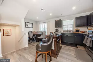 128 Van Fleet Cir, Pottstown, PA 19464 - Photo 8
