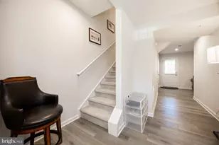 128 Van Fleet Cir, Pottstown, PA 19464 - Photo 4