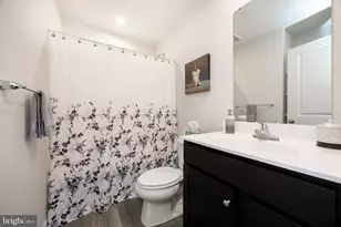128 Van Fleet Cir, Pottstown, PA 19464 - Photo 20