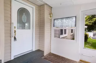 742 Dogwood Dr, North Wales, PA 19454 - Photo 6
