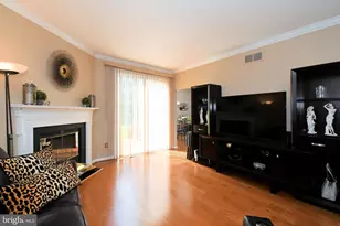 235 Pinecrest Ln, Lansdale, PA 19446 - Photo 8