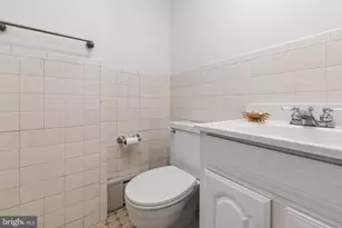 805 Rock Ln, Elkins Park, PA 19027 - Photo 14