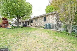 1259 Glenbrook Rd, Huntingdon Valley, PA 19006 - Photo 12