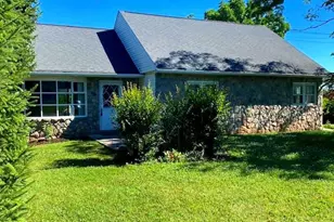1070 Main St, Linfield, PA 19468 - Photo 4