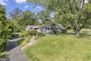 8807 Hawthorne Ln, Wyndmoor, PA 19038 - Photo 2