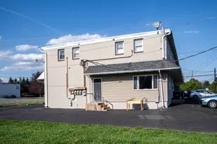 334 Washington St, East Greenville, PA 18041 - Photo 4