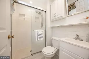 604 N Line St, Lansdale, PA 19446 - Photo 28