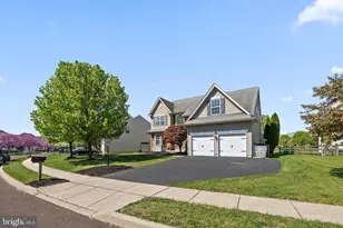 2943 Santa Maria Dr, Gilbertsville, PA 19525 - Photo 2