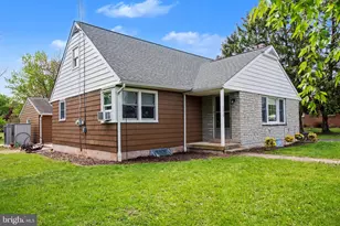 1310 2nd Ave, Gilbertsville, PA 19525 - Photo 2