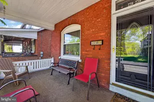 33 W 2nd St, Pottstown, PA 19464 - Photo 2