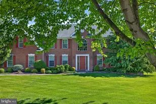 525 Michelle Ln, Trappe, PA 19426 - Photo 2