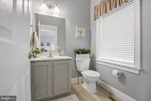 2208 Bridgeport Ave, Pennsburg, PA 18073 - Photo 12