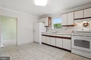 1955 Lukens Ave, Willow Grove, PA 19090 - Photo 12